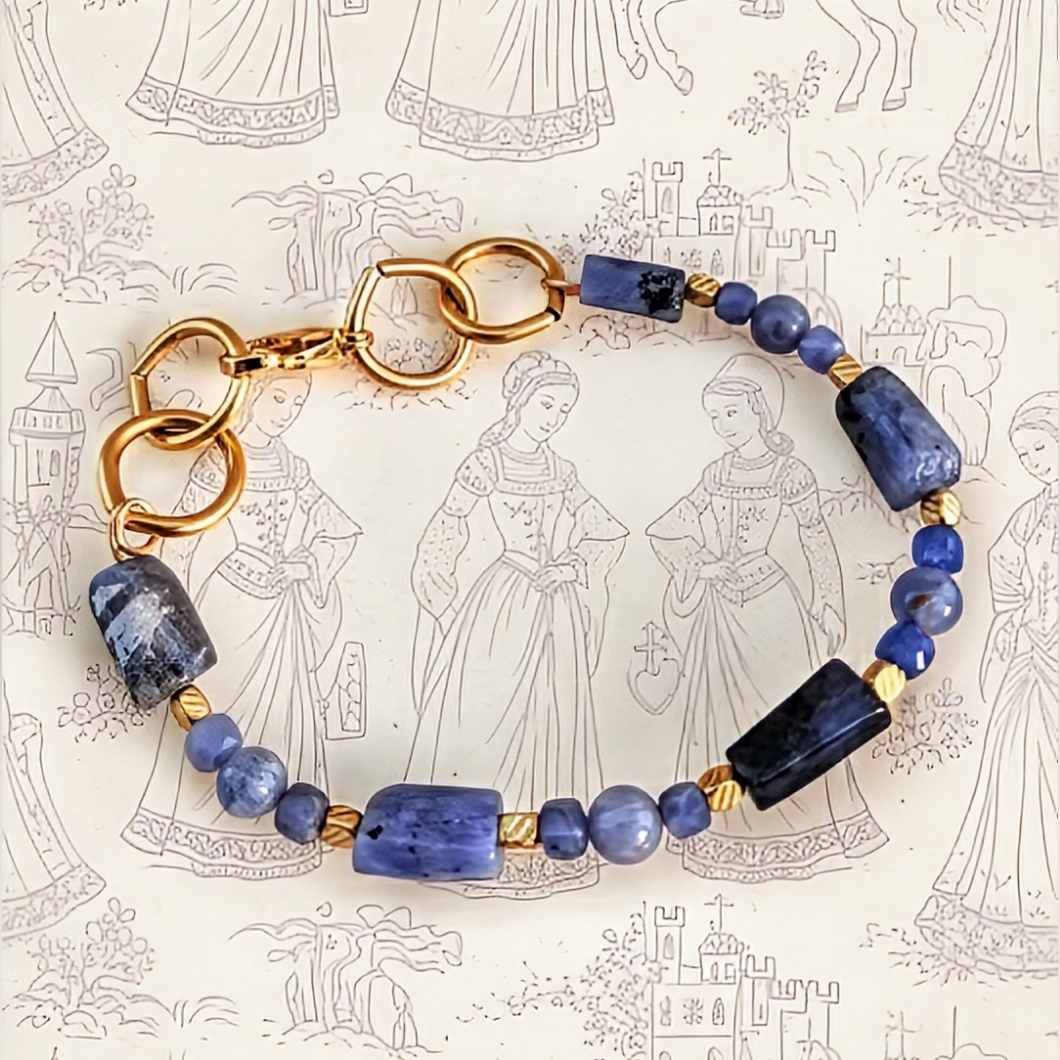 Natural Purple Tanzanite In Freeform And Bead Bracelet